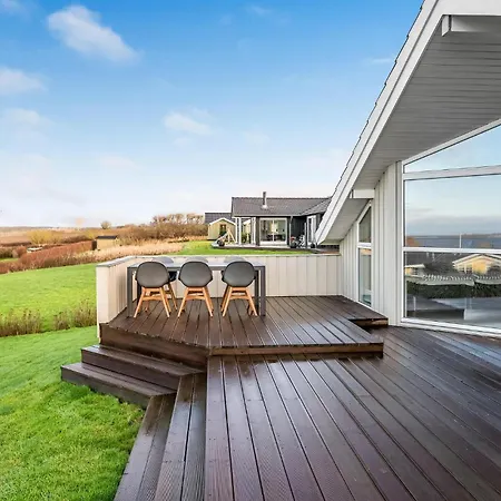 Cozy In With House Sea View Holiday home *